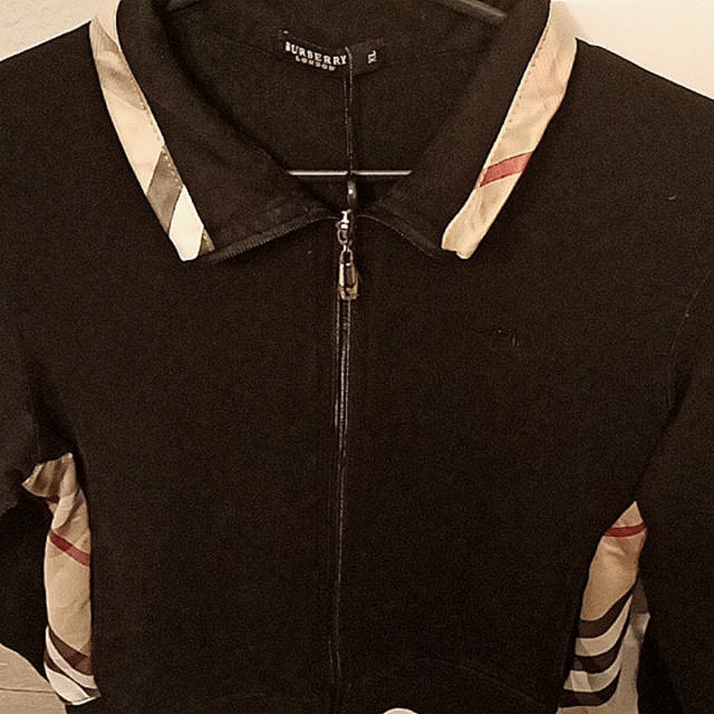 Burberry half zip sweater XL